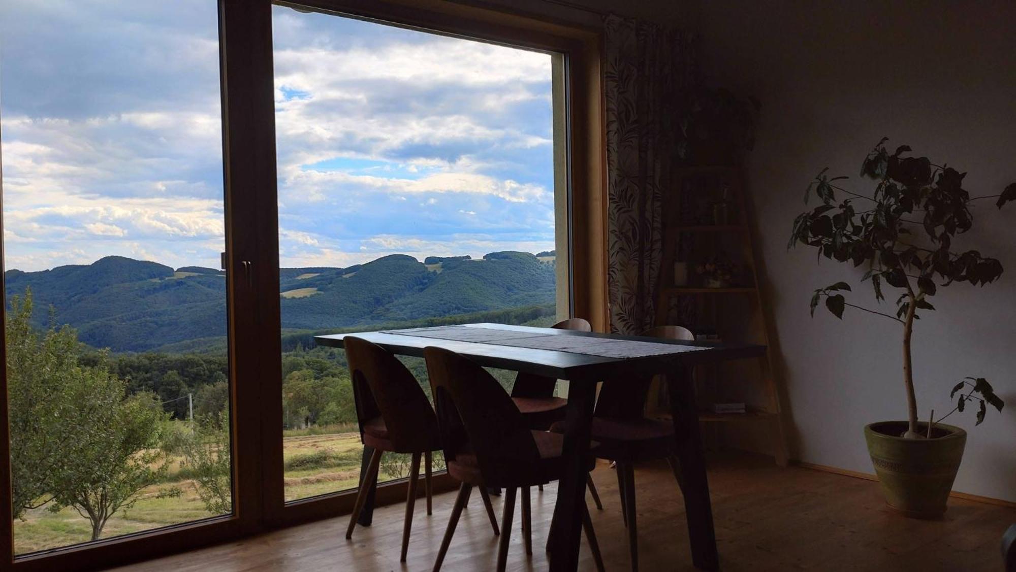 Nature Homestay Trencin Luaran gambar